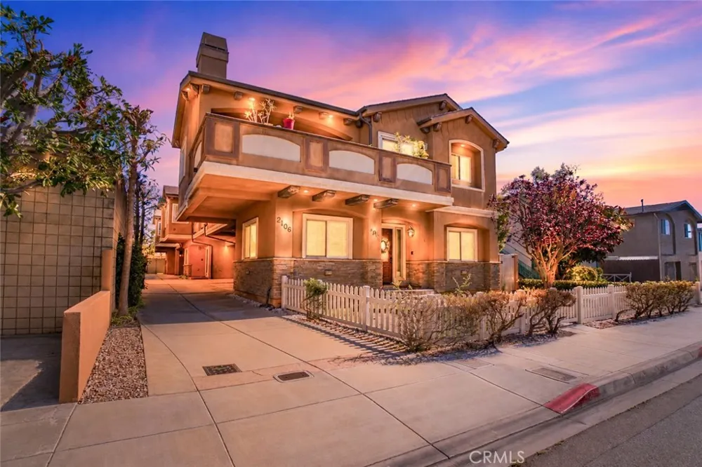 2106 Mathews #C Redondo Beach, CA 90278