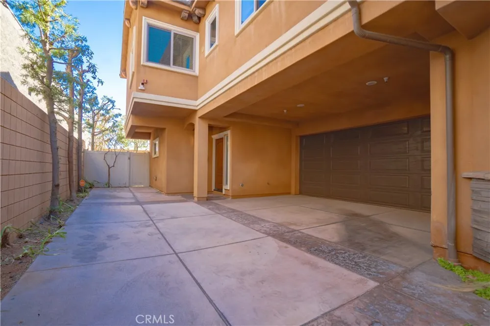 2106 Mathews #C Redondo Beach, CA 90278