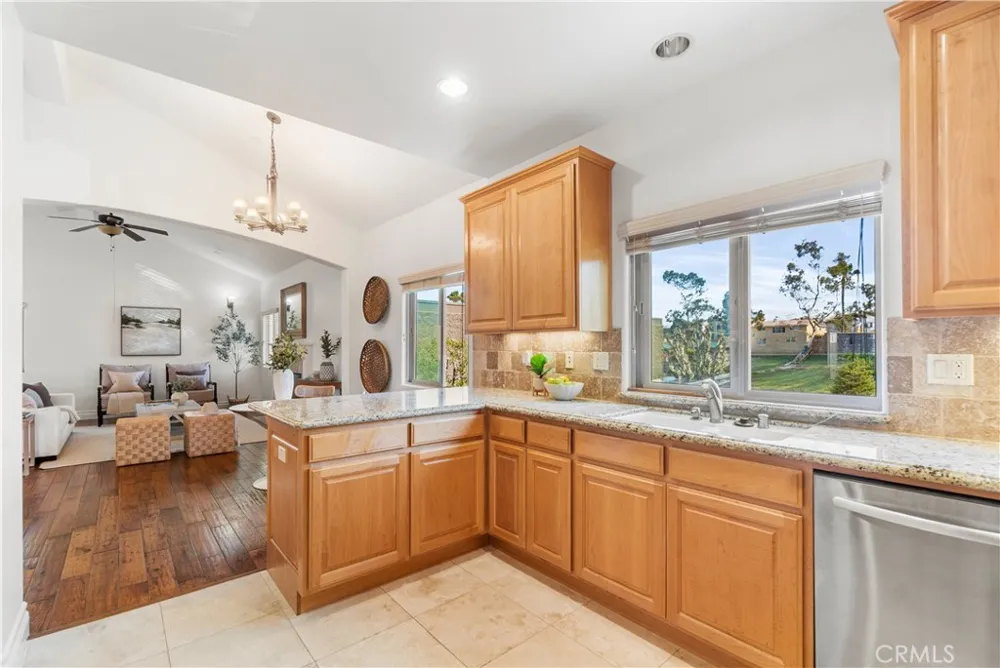 2106 Mathews #C Redondo Beach, CA 90278