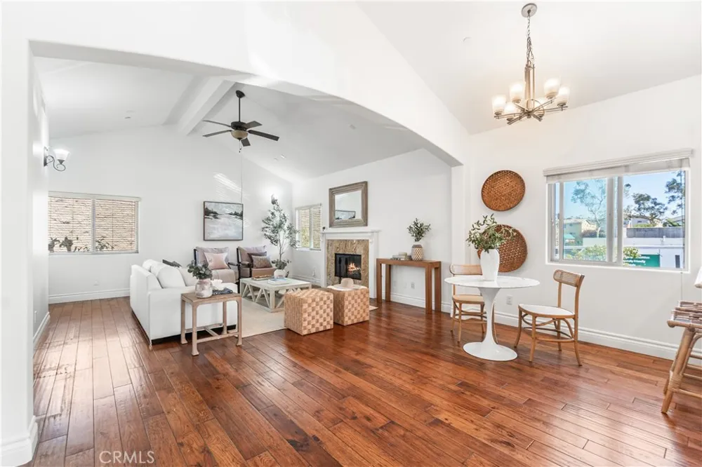 2106 Mathews #C Redondo Beach, CA 90278