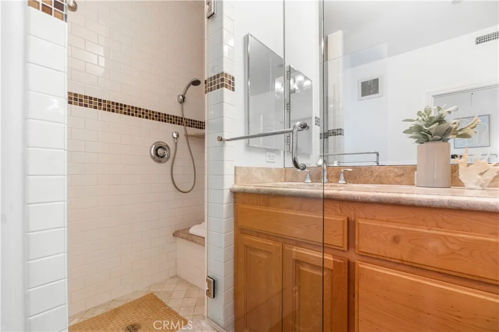 2106 Mathews #C Redondo Beach, CA 90278