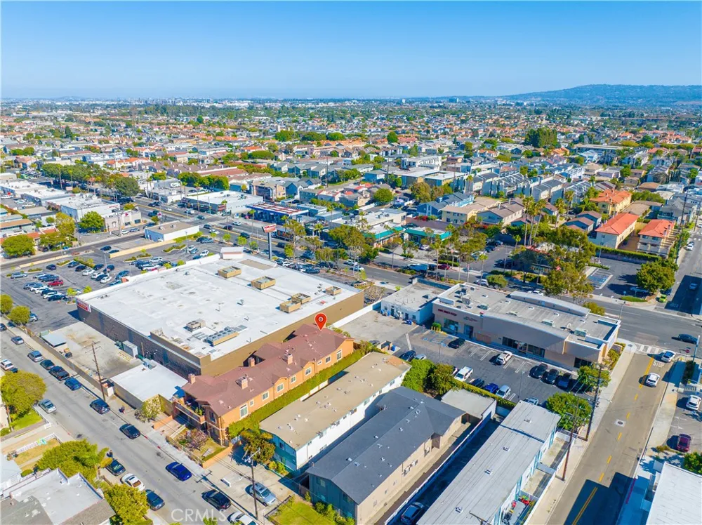 2106 Mathews #C Redondo Beach, CA 90278
