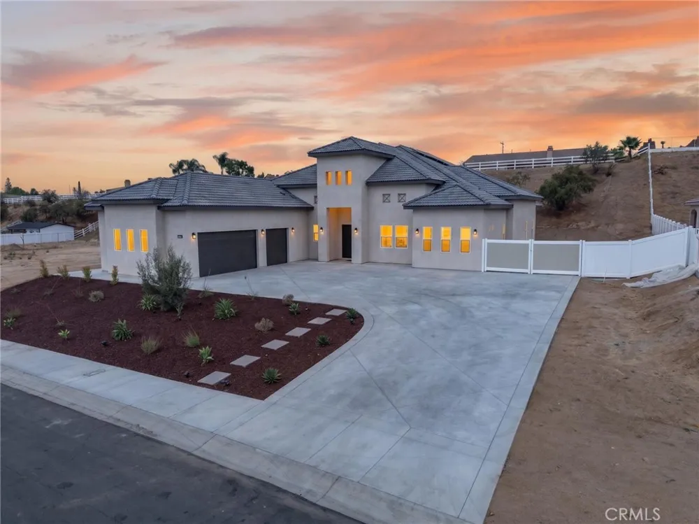 22258 Crown Princess Court Nuevo, CA 92567