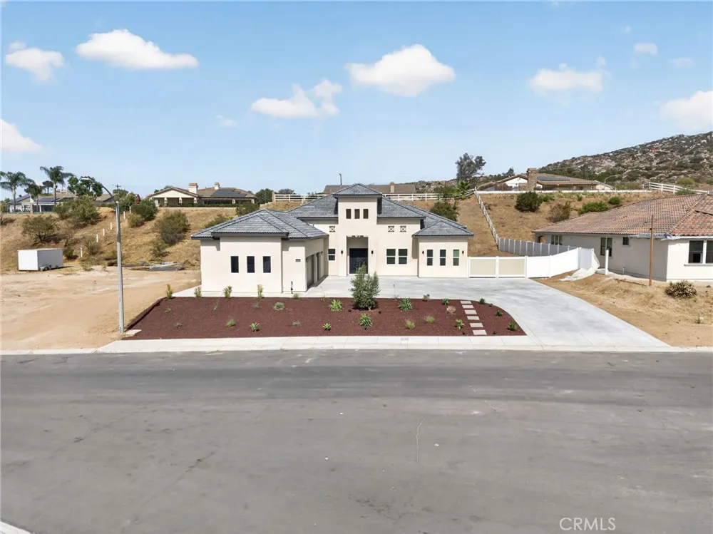 22258 Crown Princess Court Nuevo, CA 92567