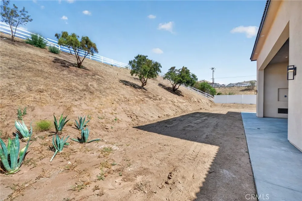22258 Crown Princess Court Nuevo, CA 92567