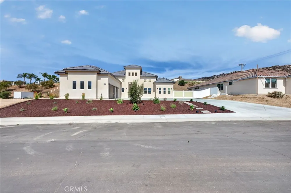 22258 Crown Princess Court Nuevo, CA 92567
