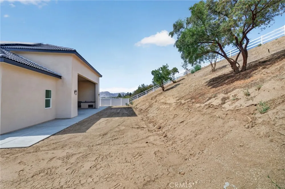 22258 Crown Princess Court Nuevo, CA 92567