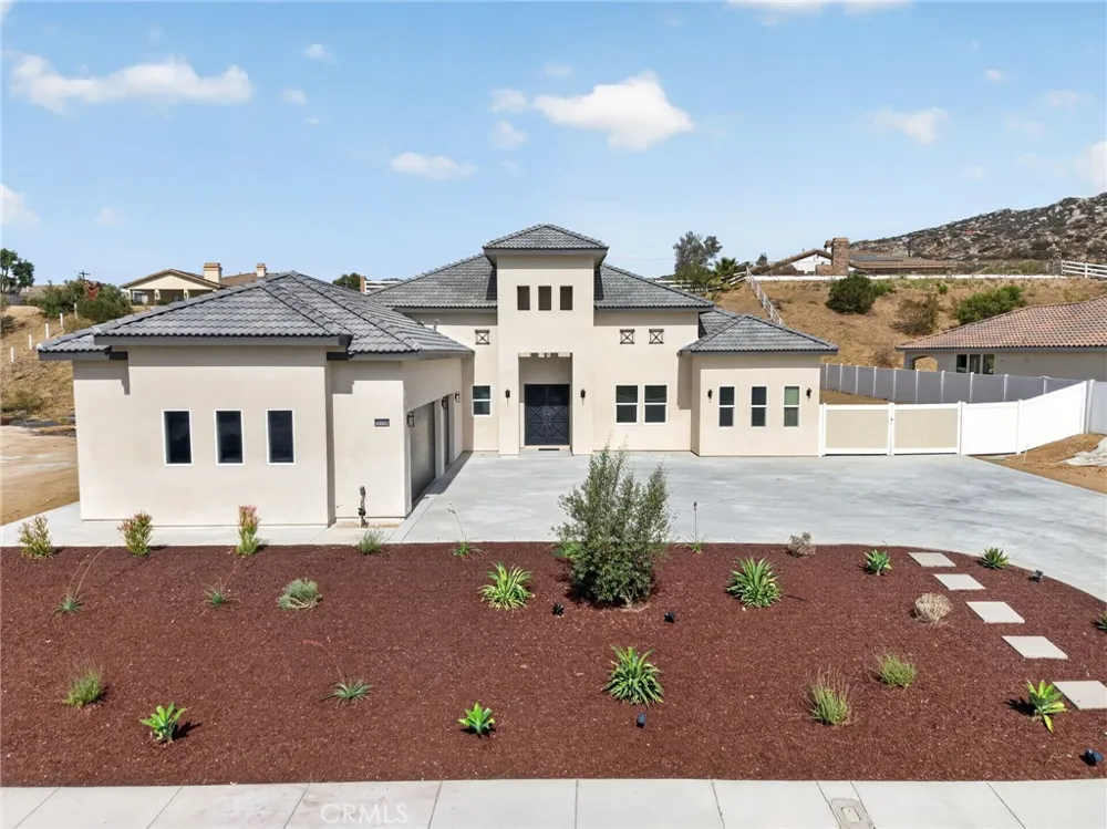 22258 Crown Princess Court Nuevo, CA 92567