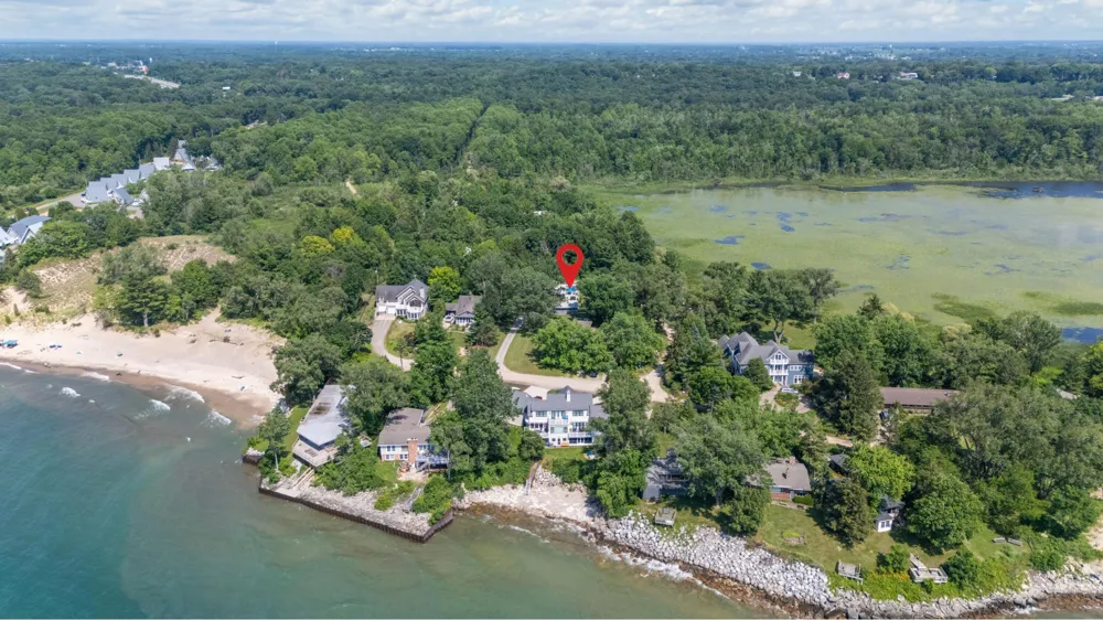 5501 Sunset Path Stevensville, MI 49127