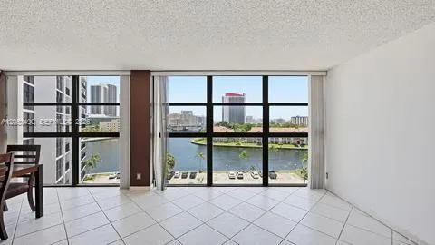 200 E Leslie Dr #722 Hallandale Beach, FL 33009