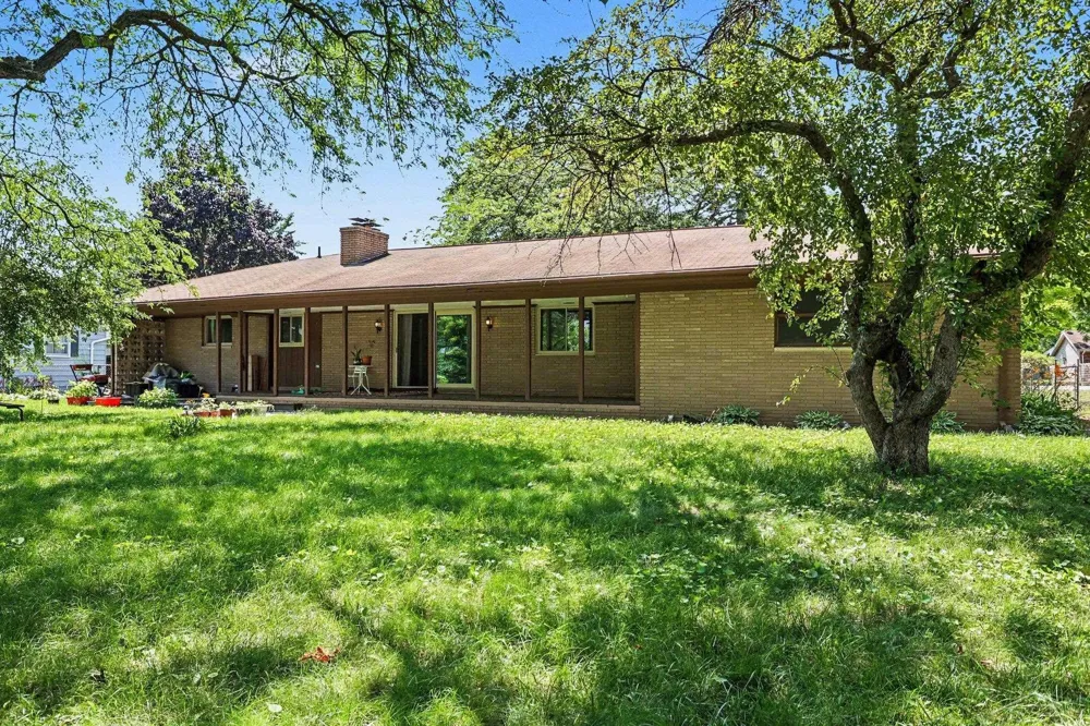 2850 Hemmeter Road Saginaw Charter Township, MI 48603