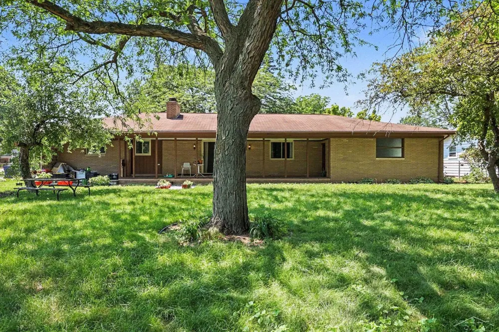 2850 Hemmeter Road Saginaw Charter Township, MI 48603