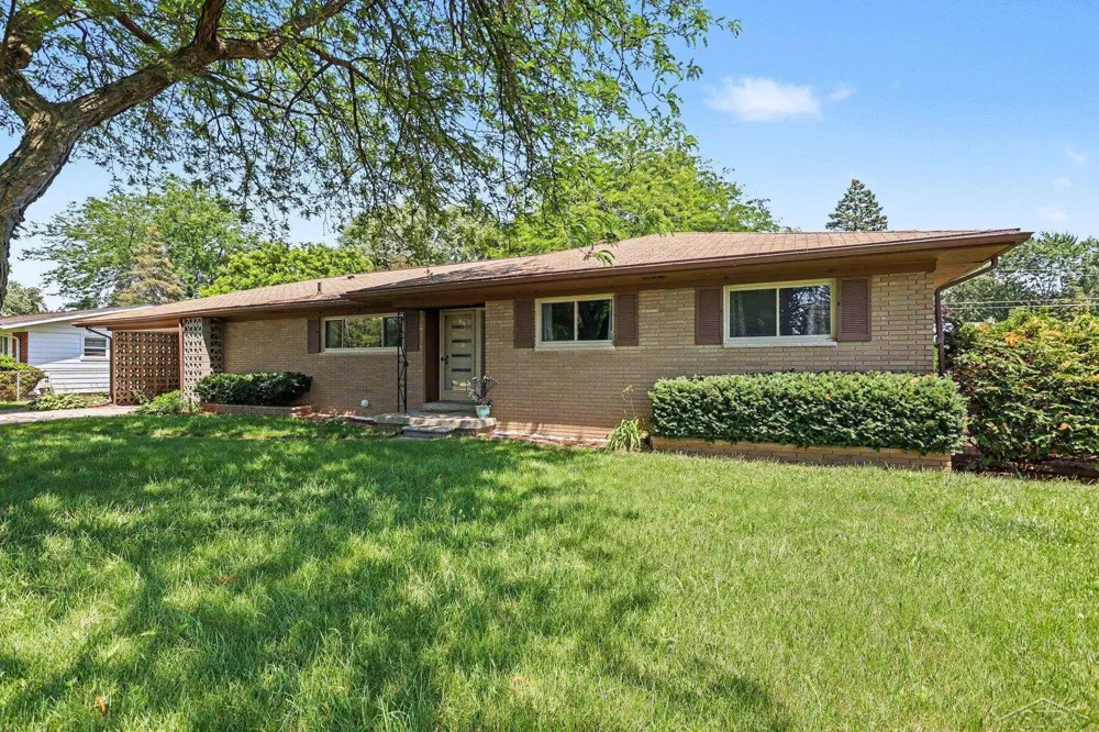 2850 Hemmeter Road Saginaw Charter Township, MI 48603
