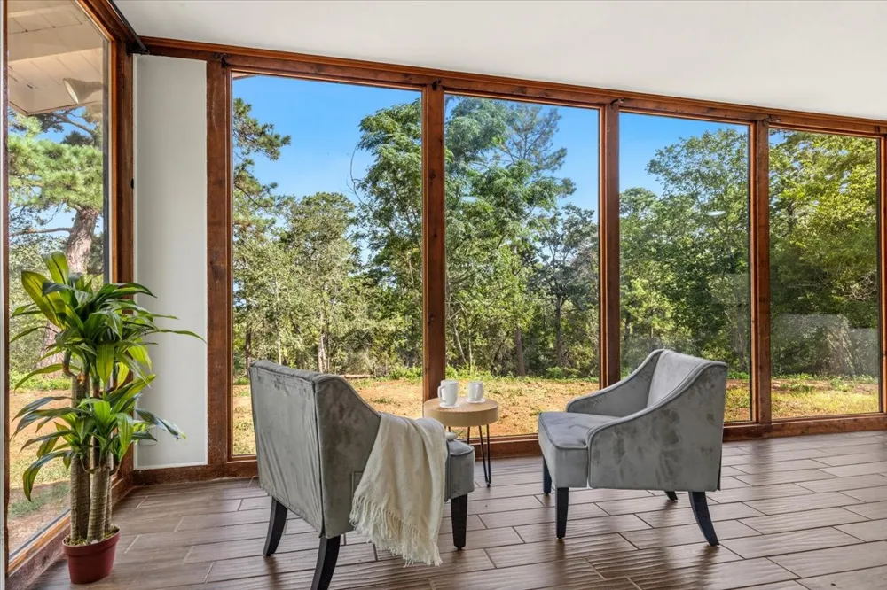 28 Lost Pines Avenue Bastrop, TX 78602