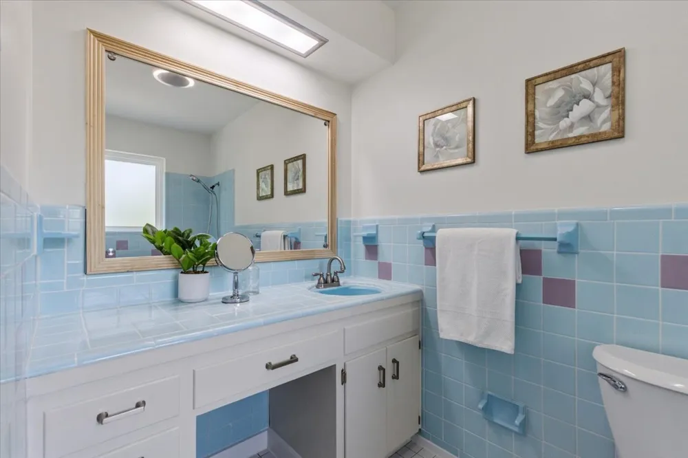 28 Lost Pines Avenue Bastrop, TX 78602