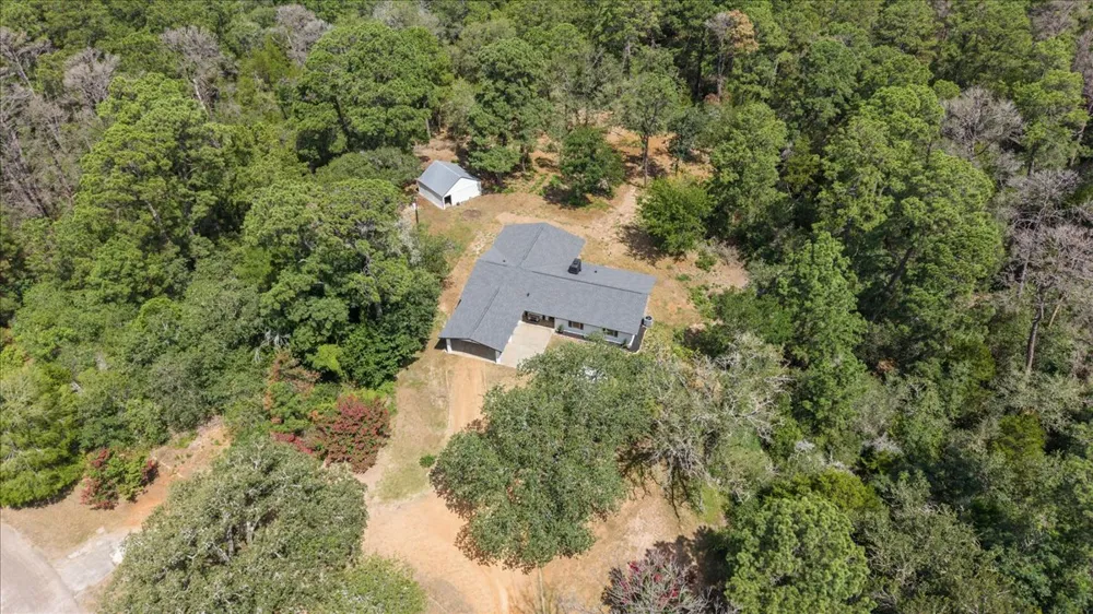 28 Lost Pines Avenue Bastrop, TX 78602