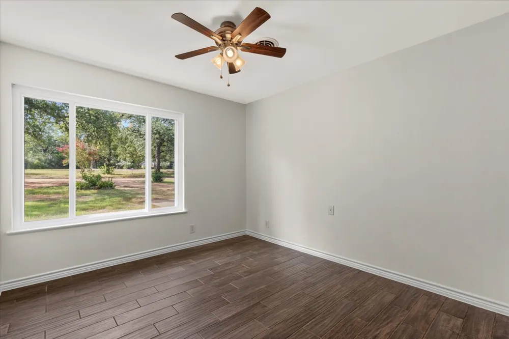 28 Lost Pines Avenue Bastrop, TX 78602