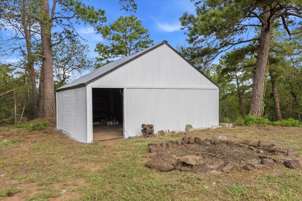 28 Lost Pines Avenue Bastrop, TX 78602