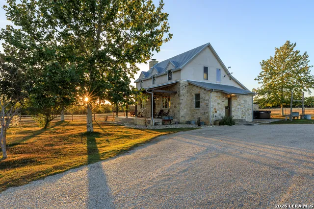 237 Twisted Timbers Rd Fredericksburg, TX 78624