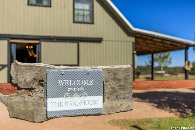 237 Twisted Timbers Rd Fredericksburg, TX 78624