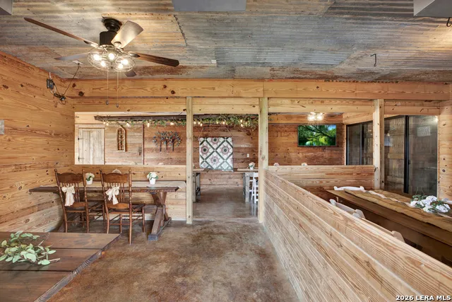 237 Twisted Timbers Rd Fredericksburg, TX 78624