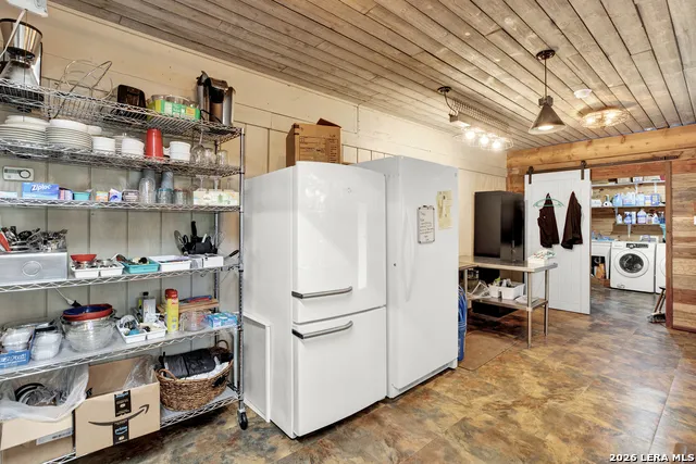 237 Twisted Timbers Rd Fredericksburg, TX 78624