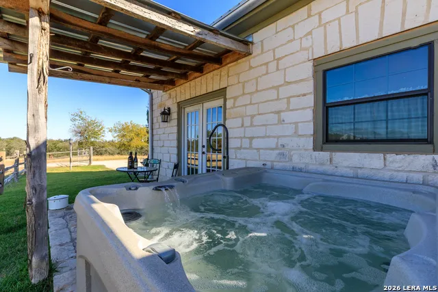 237 Twisted Timbers Rd Fredericksburg, TX 78624