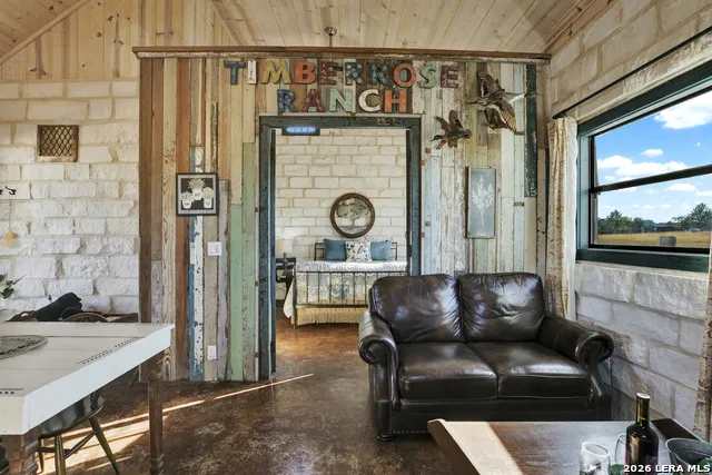 237 Twisted Timbers Rd Fredericksburg, TX 78624