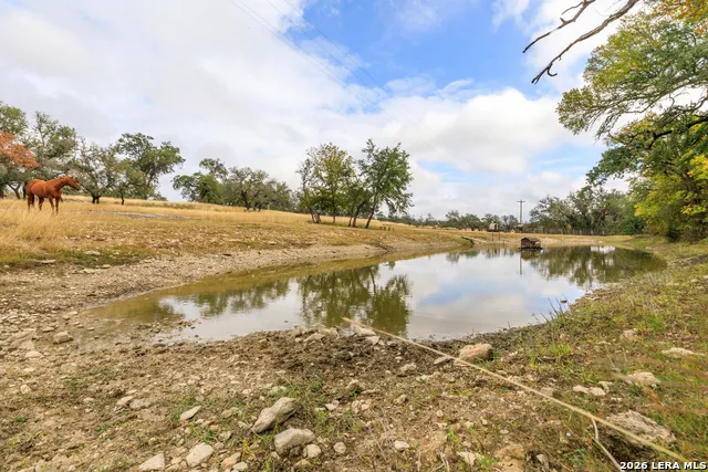 237 Twisted Timbers Rd Fredericksburg, TX 78624