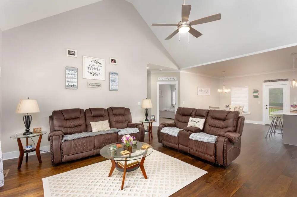 725 Riddle Road Dayton, TN 37321