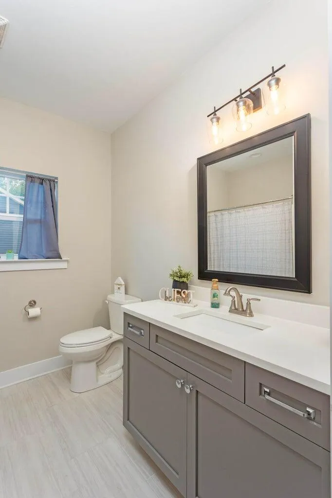 725 Riddle Road Dayton, TN 37321