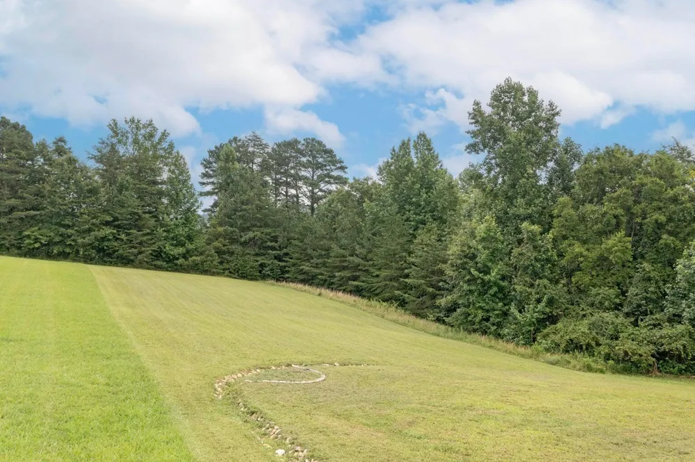 725 Riddle Road Dayton, TN 37321