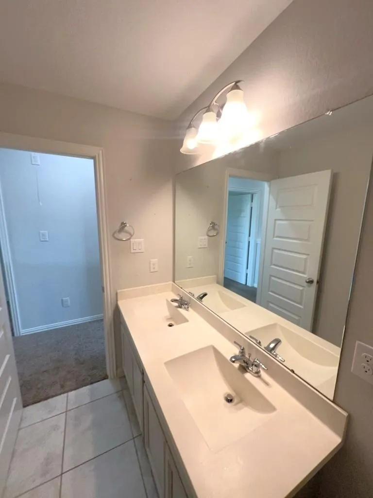 7118 Fannin Street Pearland, TX 77584