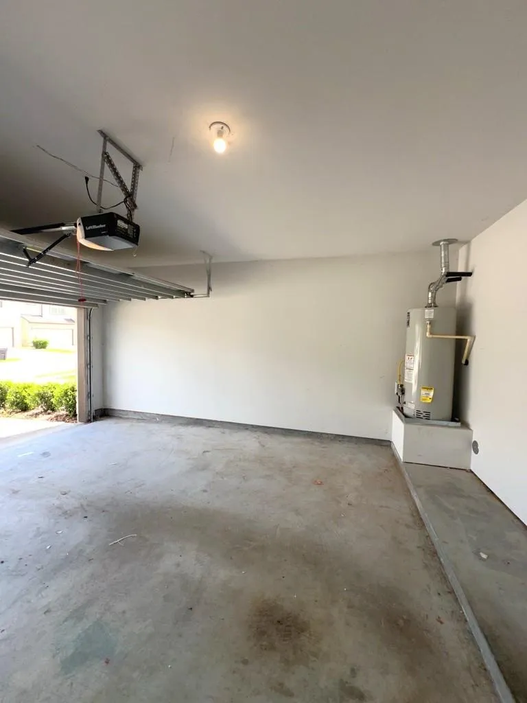 7118 Fannin Street Pearland, TX 77584