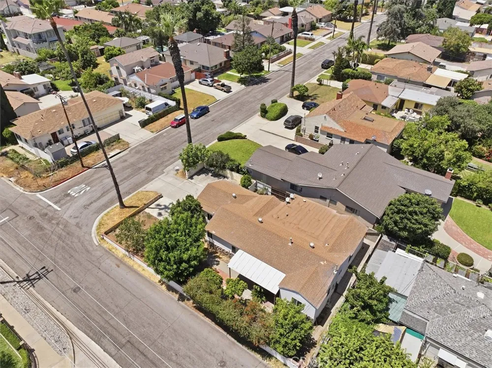 903 E Wells Street San Gabriel, CA 91776