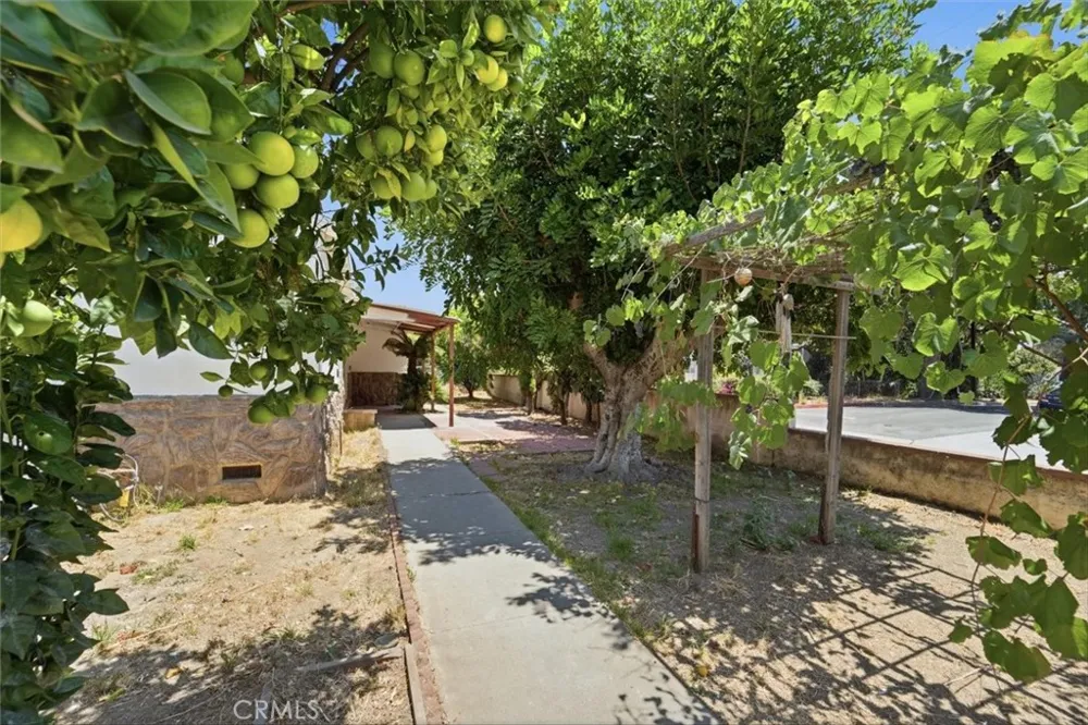 903 E Wells Street San Gabriel, CA 91776