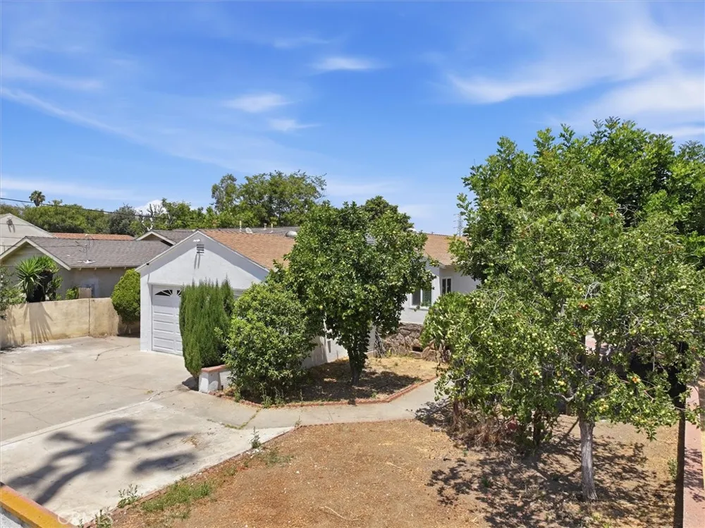 903 E Wells Street San Gabriel, CA 91776