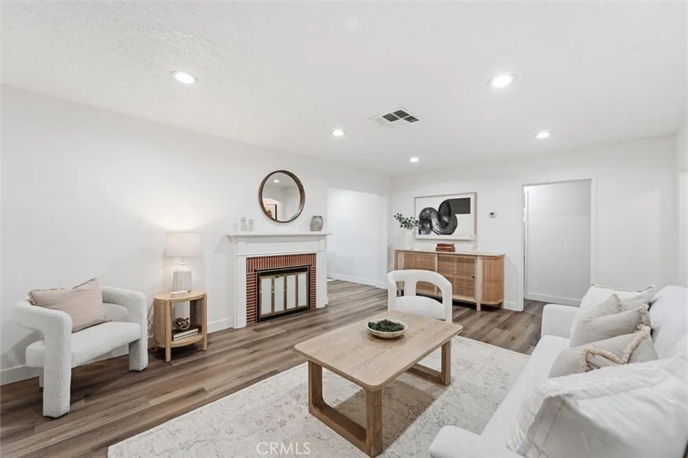 903 E Wells Street San Gabriel, CA 91776