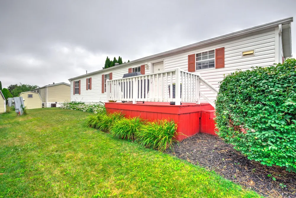 206 SADDLEFORD COURT Lancaster, PA 17603