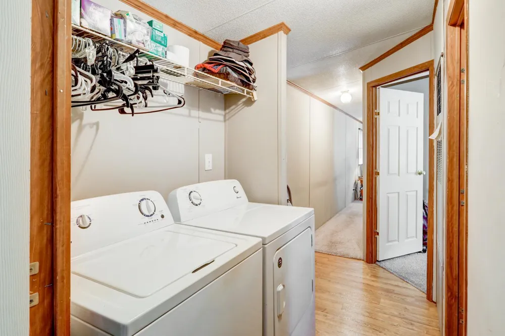 206 SADDLEFORD COURT Lancaster, PA 17603