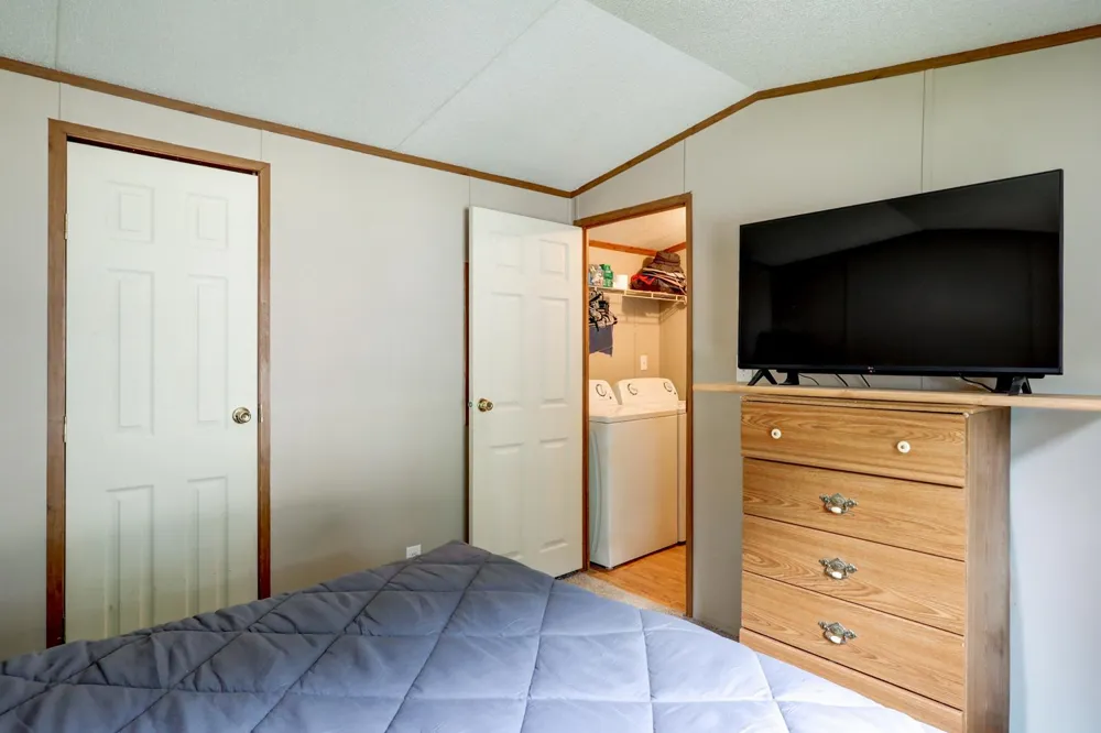 206 SADDLEFORD COURT Lancaster, PA 17603