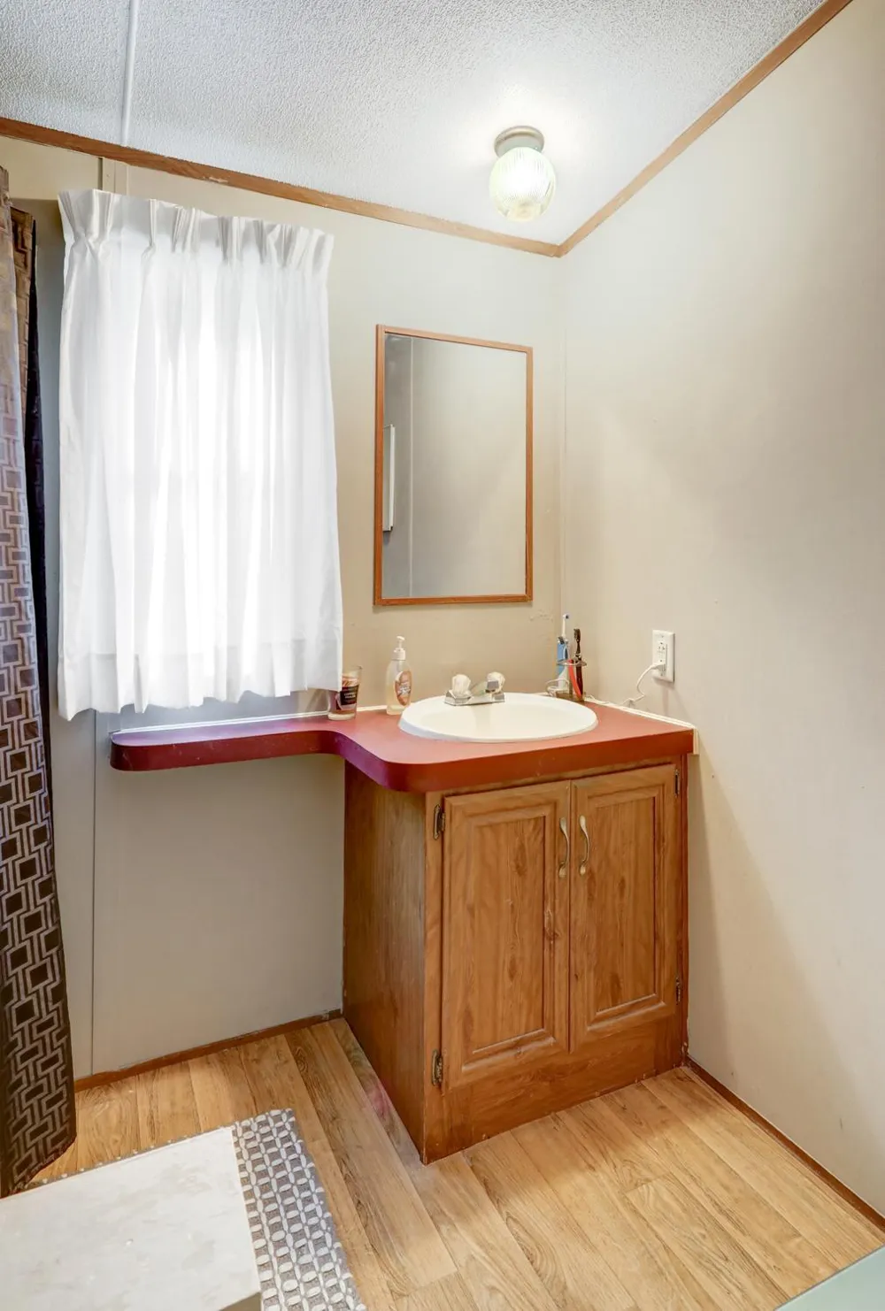 206 SADDLEFORD COURT Lancaster, PA 17603