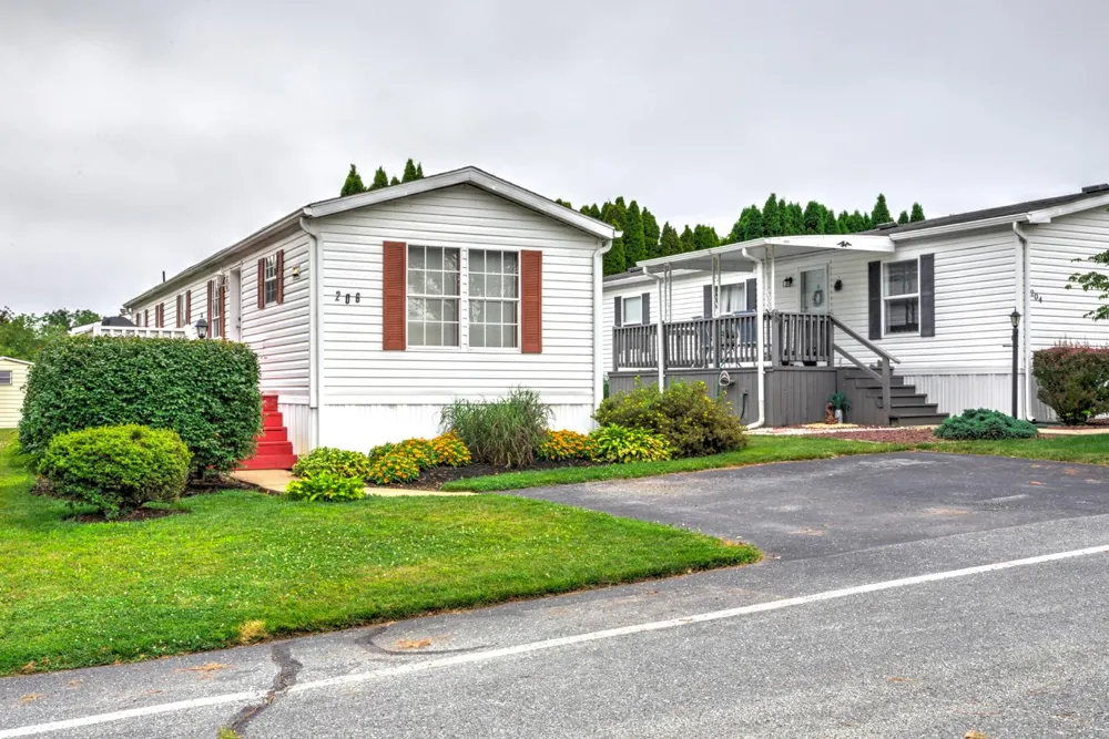 206 SADDLEFORD COURT Lancaster, PA 17603