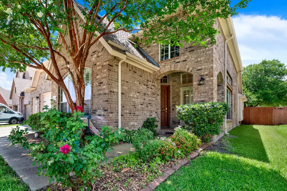 5724 New Castle Drive Richardson, TX 75082