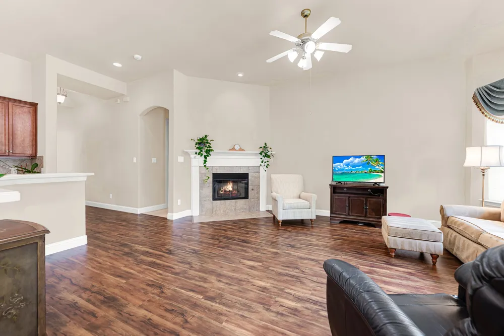 5724 New Castle Drive Richardson, TX 75082