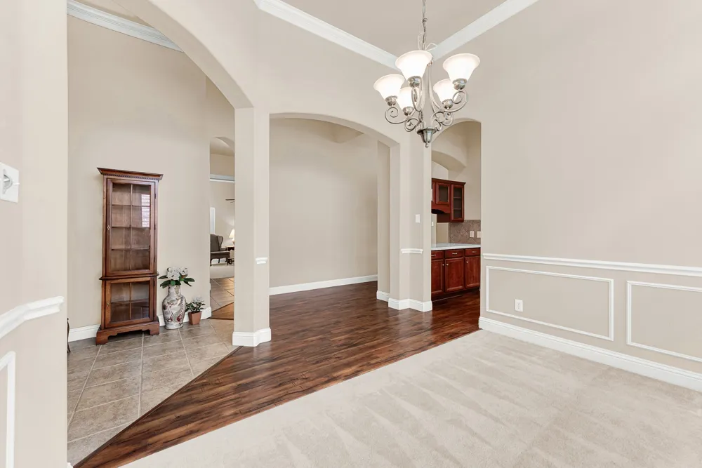5724 New Castle Drive Richardson, TX 75082