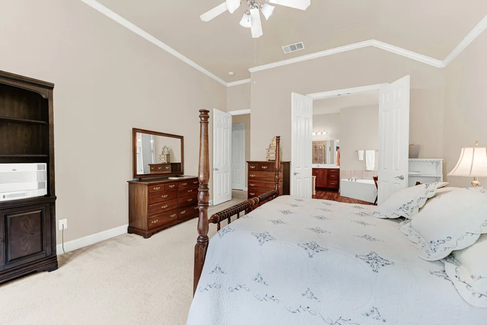 5724 New Castle Drive Richardson, TX 75082