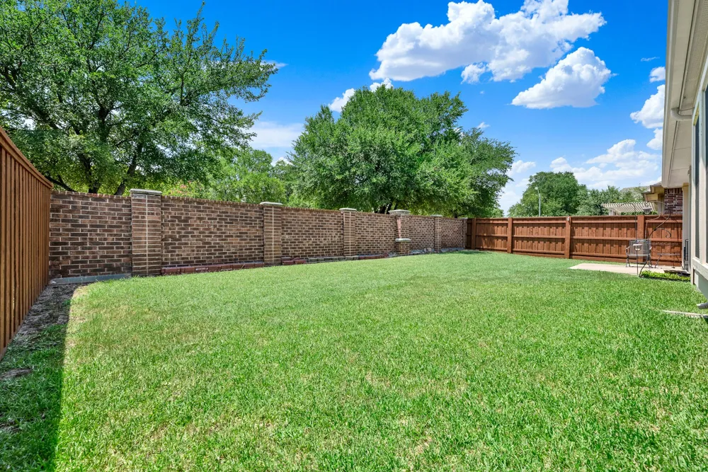 5724 New Castle Drive Richardson, TX 75082