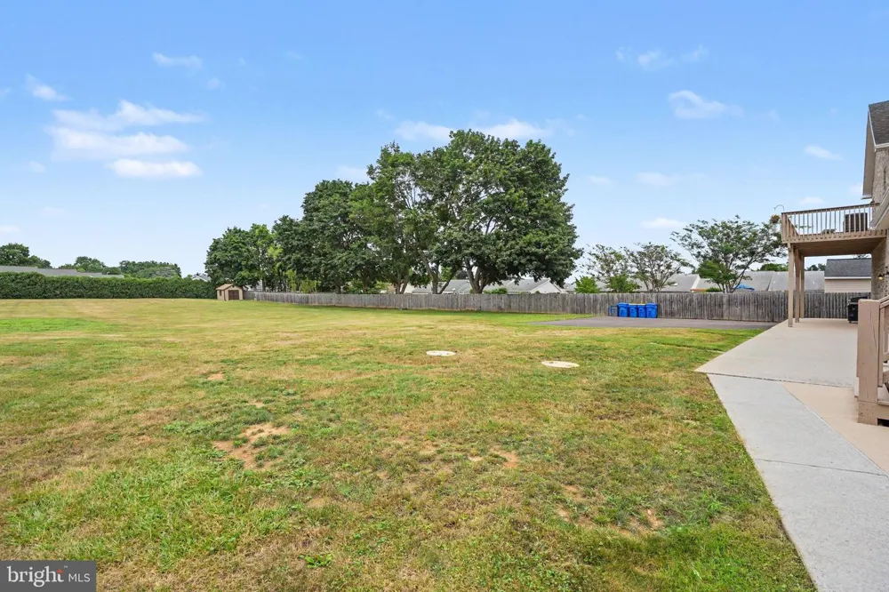 924 W TRINDLE ROAD Mechanicsburg, PA 17055