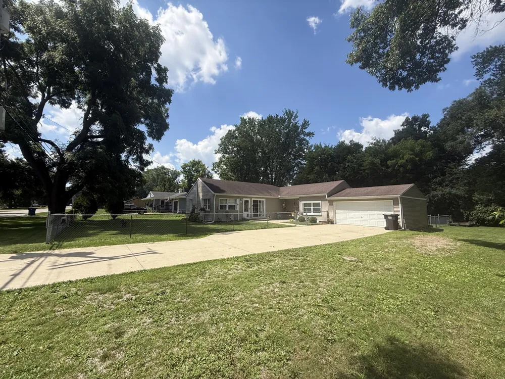 926 Bryant Avenue Jackson, MI 49202